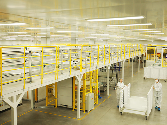 政策保障光伏消納，國內外共振趨勢明顯